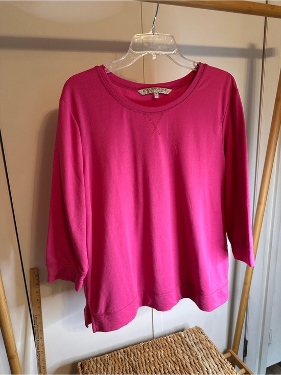 Live love lounge Tops - Pink Relaxed Women's Pullover Sweatshirt with V-Inset size small